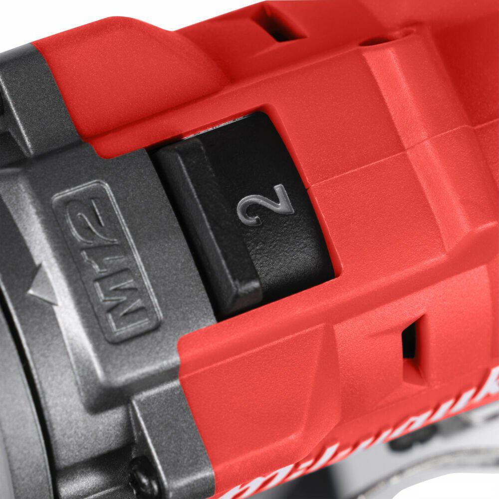 Дрель-шуруповерт Milwaukee M12 FUEL M12FDD2-202X 4933479873 (с 2-мя АКБ 2 Ач, кейс)
