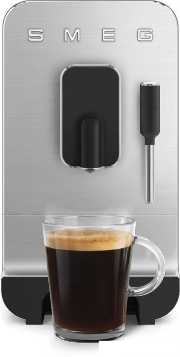 Кофемашина Smeg BCC12BLMEU