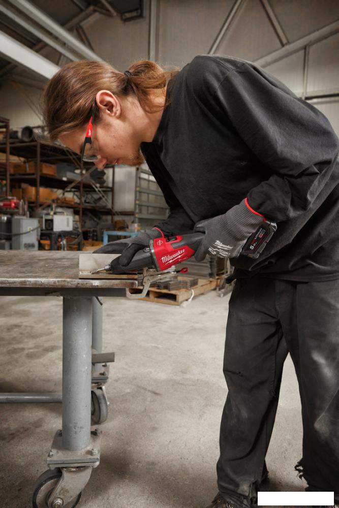 Прямошлифовальная машина Milwaukee M18 FDGRB-0 Fuel 4933480952 (без АКБ)