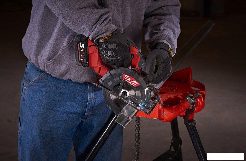 Дисковая (циркулярная) пила Milwaukee Fuel M18 FMCS-0X (без АКБ)