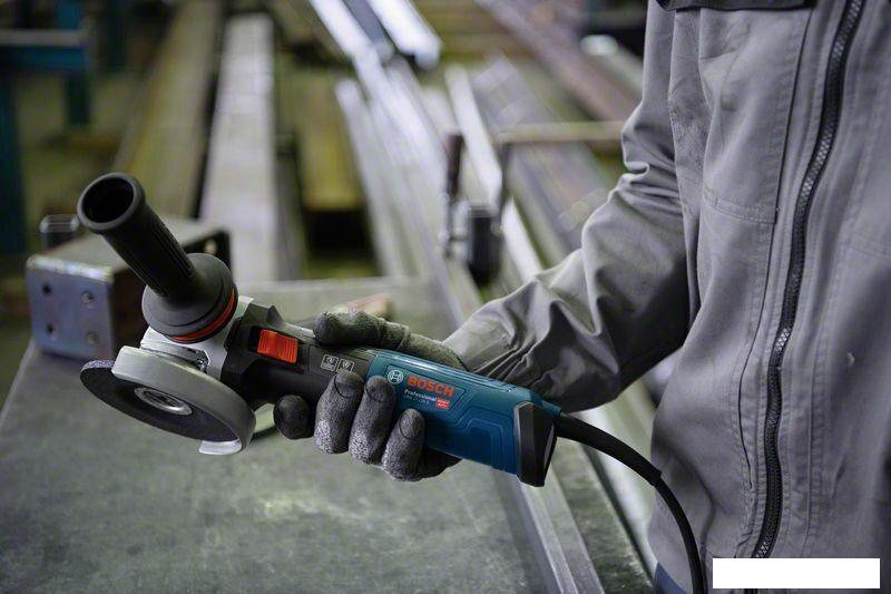 Угловая шлифмашина Bosch GWS 17-125 S Professional 06017D0300