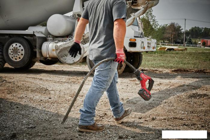 Вибратор глубинный Milwaukee M18 FUEL M18FCVN12-0 4933479596 (без АКБ)