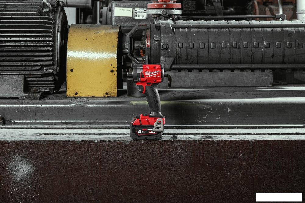 Гайковерт Milwaukee M18 FUEL M18FIW2F12-0 4933498058 (без АКБ)