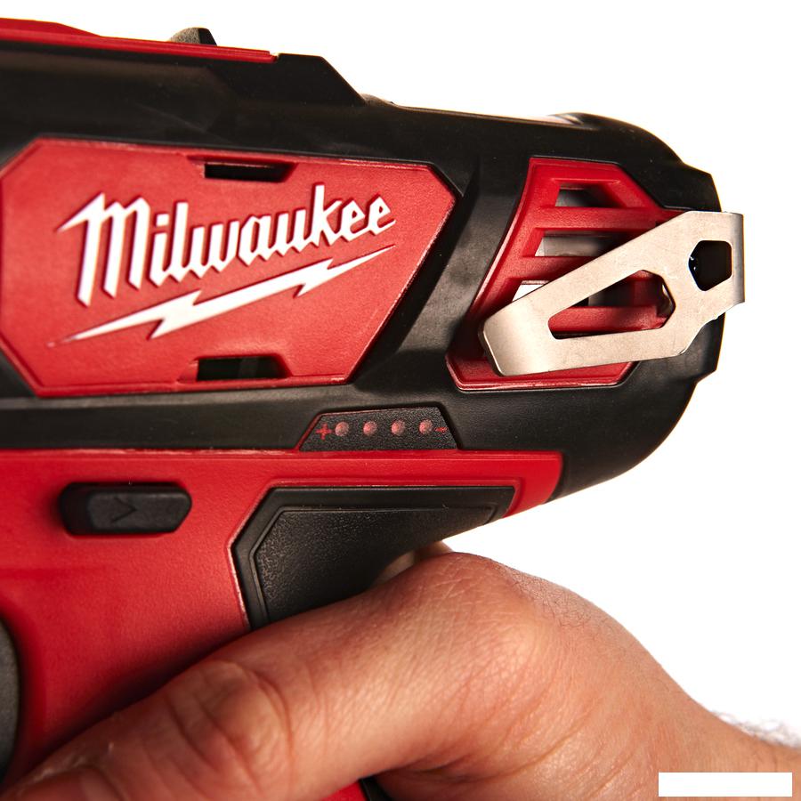 Дрель-шуруповерт Milwaukee M12 BDD-0 4933441930 (без АКБ)