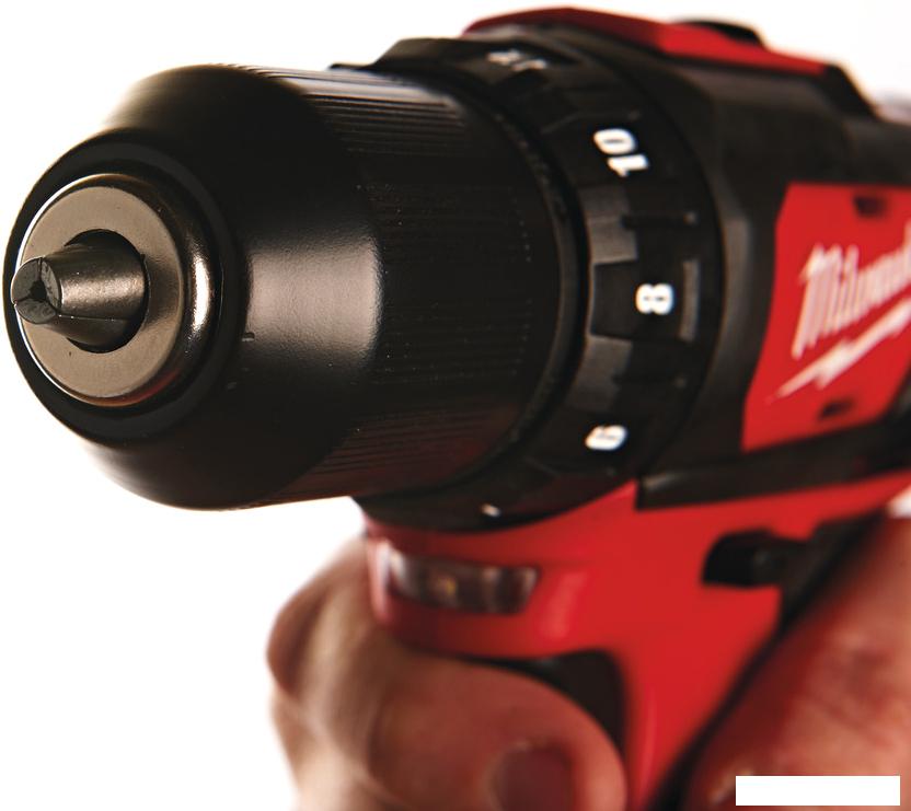 Дрель-шуруповерт Milwaukee M12 BDD-0 4933441930 (без АКБ)