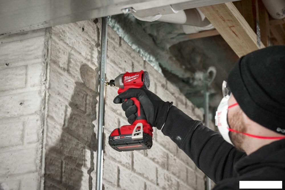 Винтоверт Milwaukee M18 M18BLIDR-0X 4933492842 (без АКБ, кейс)