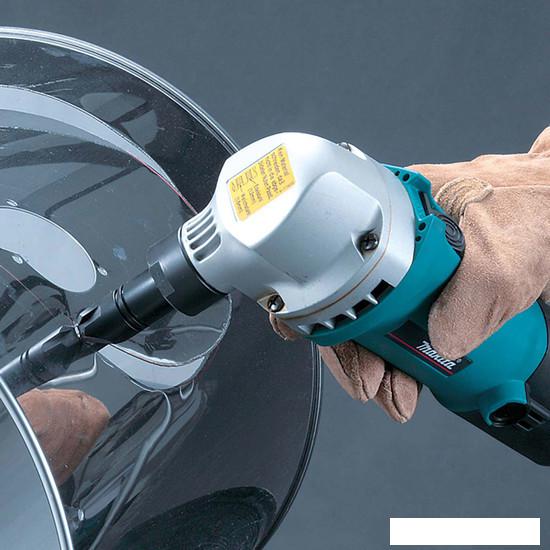 Высечные электрические ножницы Makita JN1601