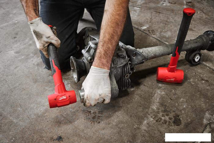 Молоток Milwaukee 4932492350