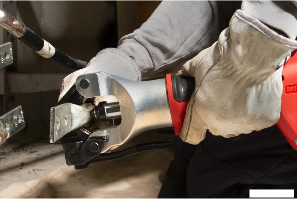 Кримпер Milwaukee M18 HDCT-202C 4933471950 (с 2-мя АКБ, кейс)