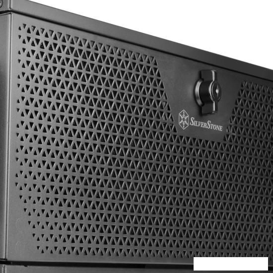 Корпуса SilverStone RM44
