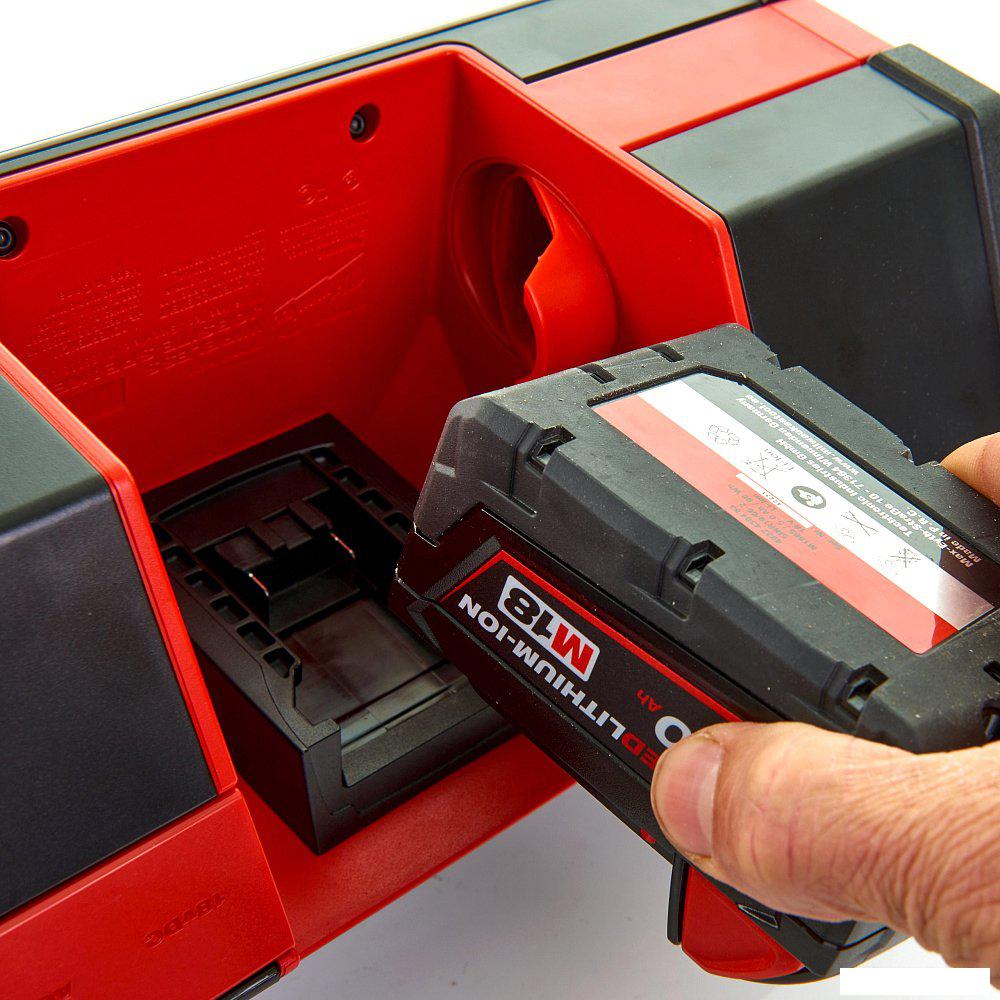 Беспроводная колонка Milwaukee M12-18 JSSP-0