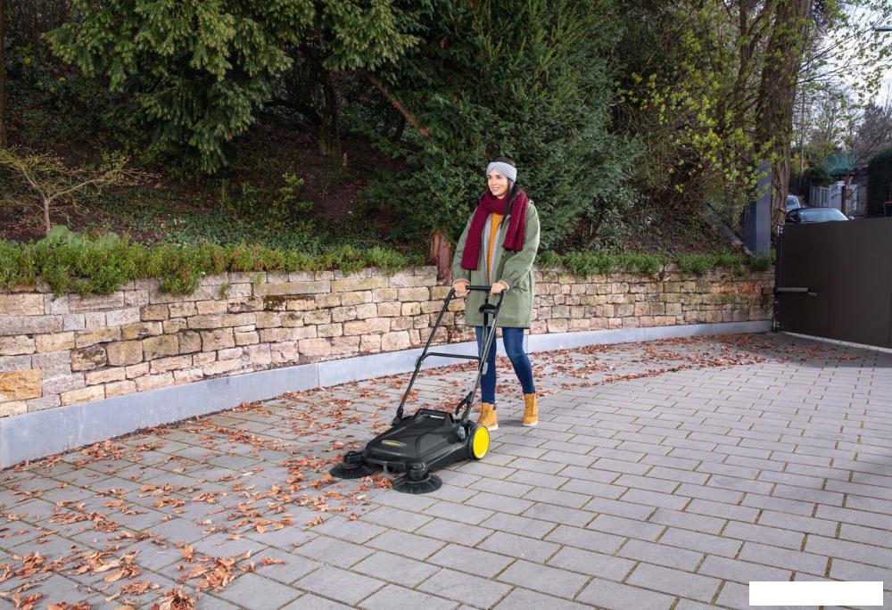 Подметальная машина Karcher S 4 Twin Plus 1.766-363.0