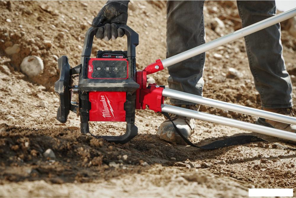 Лазерный нивелир Milwaukee M18 RLOH600-201C 4933493191 (с 1-им АКБ)