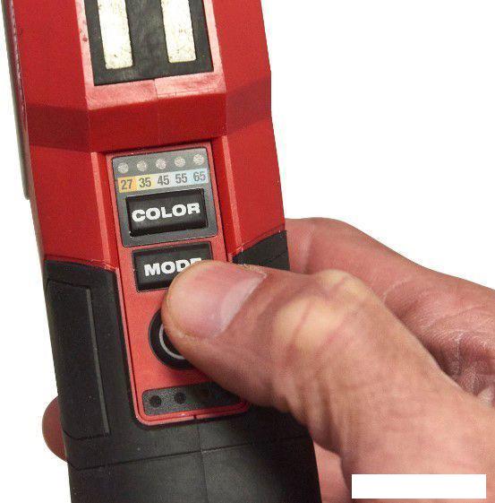 Фонарь Milwaukee M12 CML-401 (с 1-им АКБ)