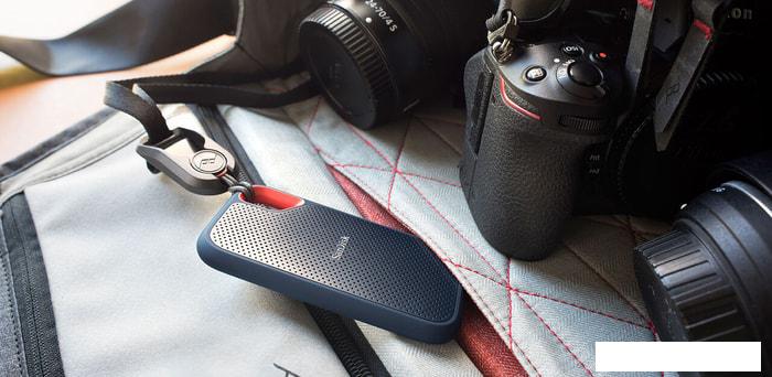 Внешний накопитель SanDisk Extreme V2 SDSSDE61-1T00-G25 1TB
