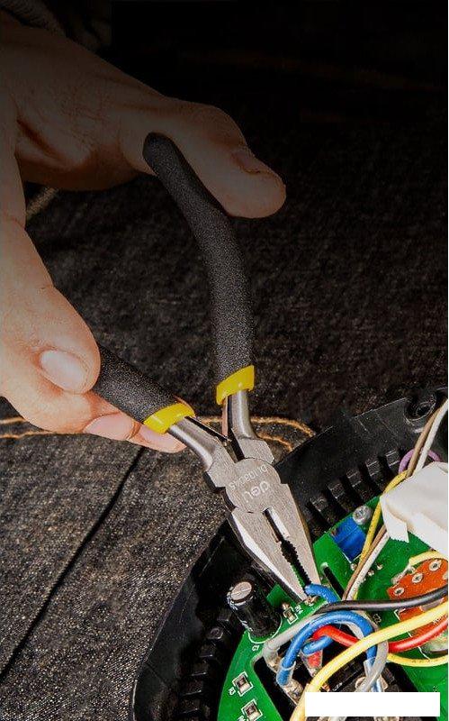 Плоскогубцы Deli DL103045