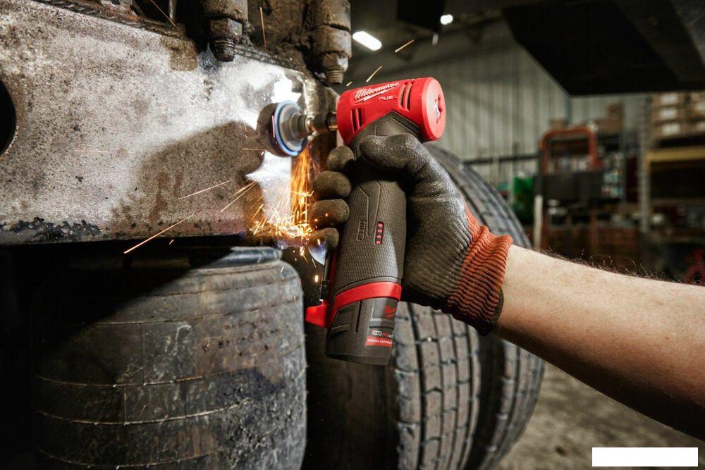 Аккумулятор Milwaukee M12 M12HB2.5 4932480164 (12В/2.5 Ач)