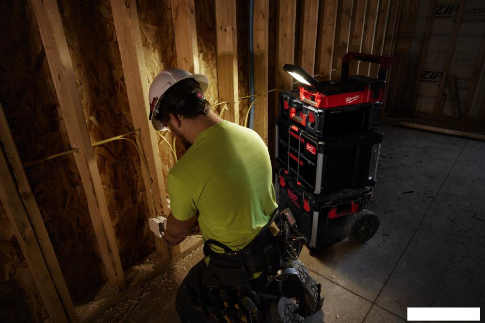 Фонарь Milwaukee M12 POAL-0 PACKOUT 4933480473