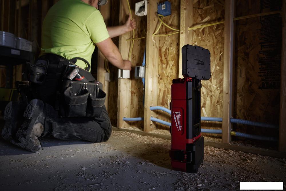 Фонарь Milwaukee M12 POAL-0 PACKOUT 4933480473