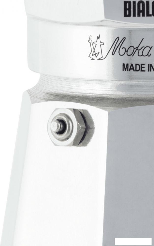 Гейзерная кофеварка Bialetti Moka Express (3 порции)