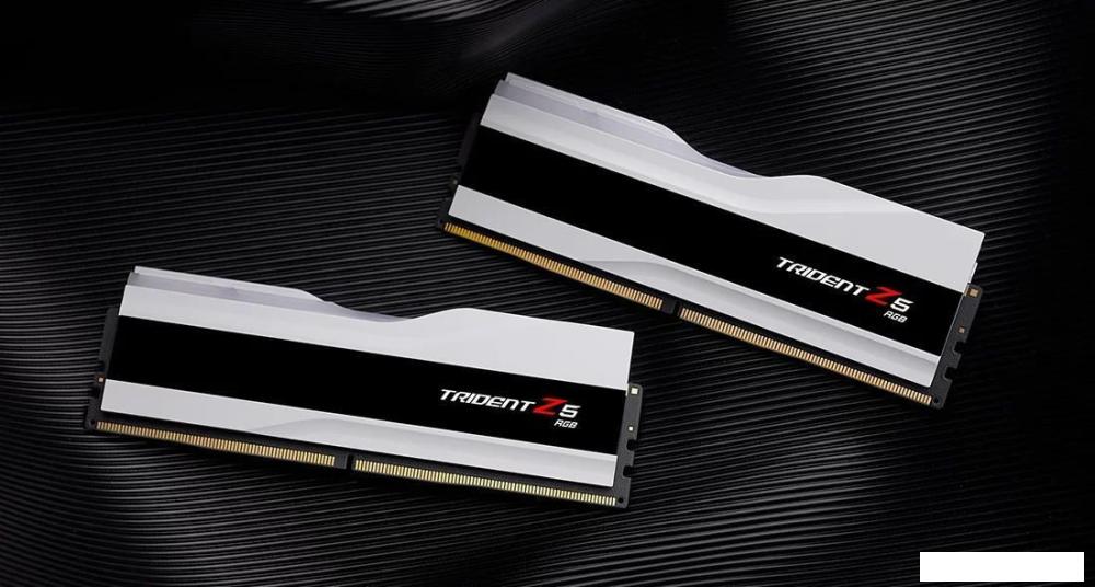 Оперативная память G.Skill Trident Z5 RGB 2x16ГБ DDR5 7200МГц F5-7200J3445G16GX2-TZ5RW