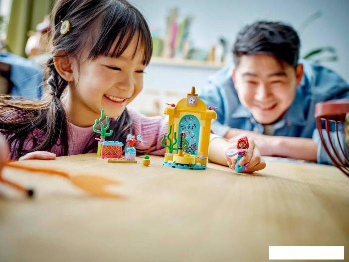 Конструктор LEGO Disney Princess Музыкальная сцена Ариэль 43235