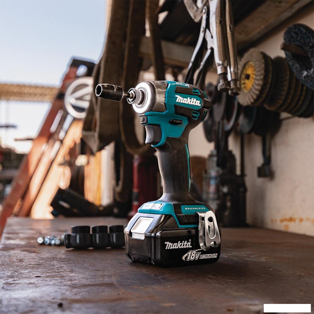 Винтоверт Makita DTD173Z (без АКБ)