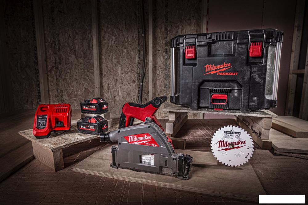 Дисковая погружная  Milwaukee M18 FPS55-552P Fuel 4933478778 (с 2-мя АКБ, кейс)