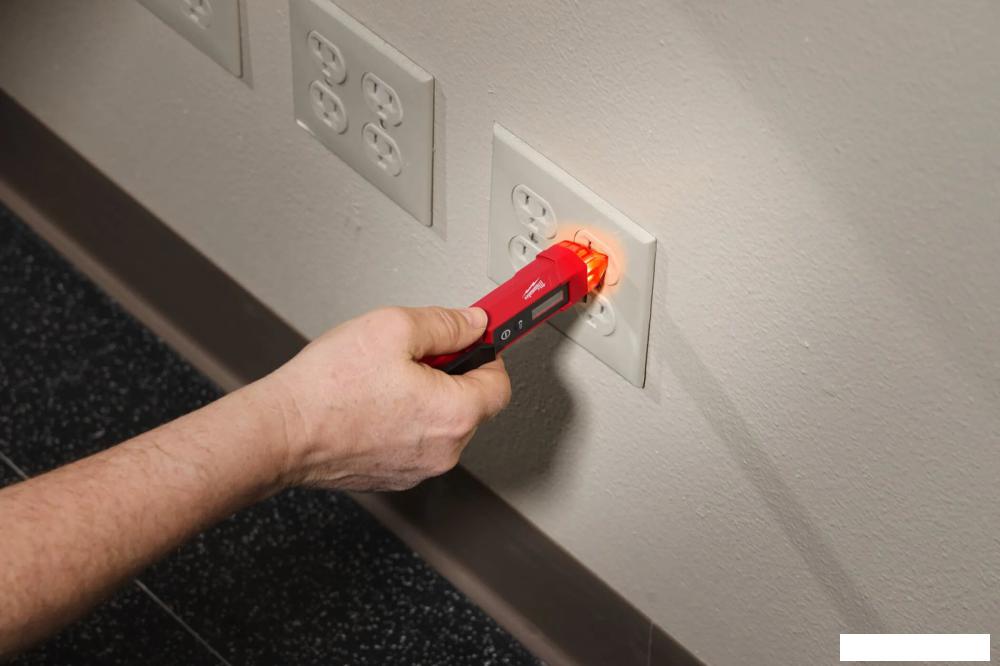Индикатор напряжения Milwaukee 4932498859