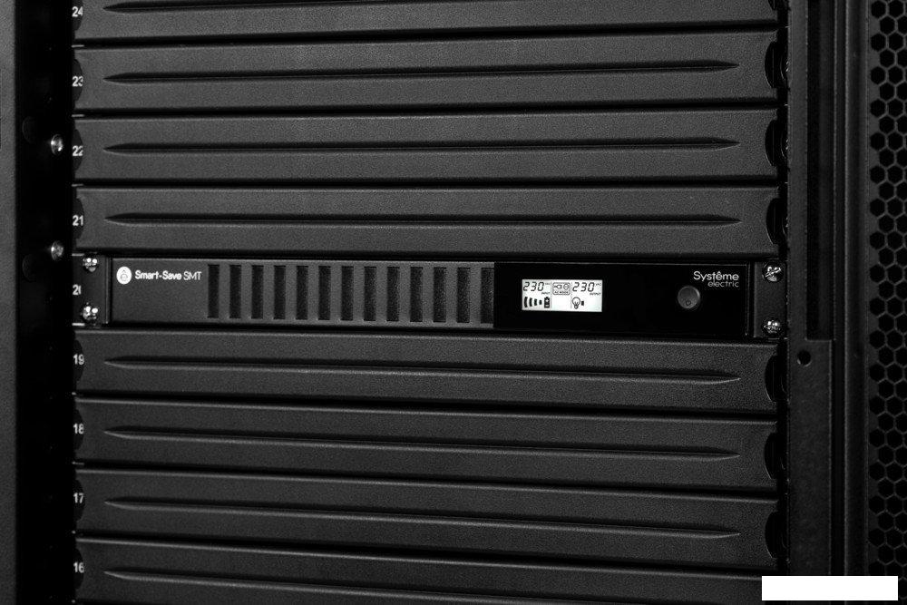 Источник бесперебойного питания Systeme Electric SMTSE750RMI1U