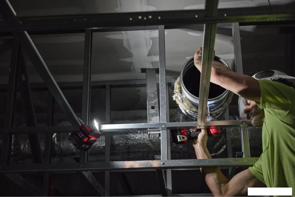 Фонарь Milwaukee M18 ALIS-0 4933498148
