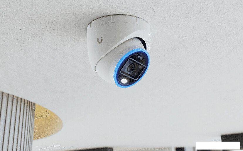 IP-камера Ubiquiti UVC-AI-Turret-W