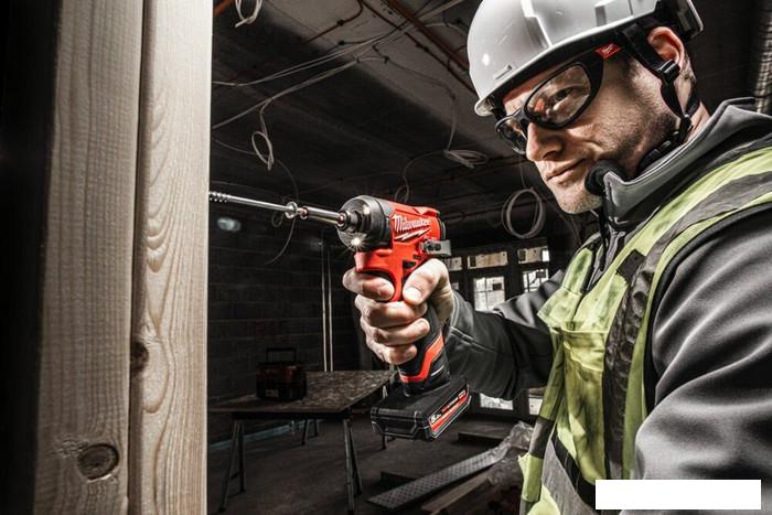 Аккумулятор Milwaukee M12 M12HB5 4932480165 (12В/5 Ач)