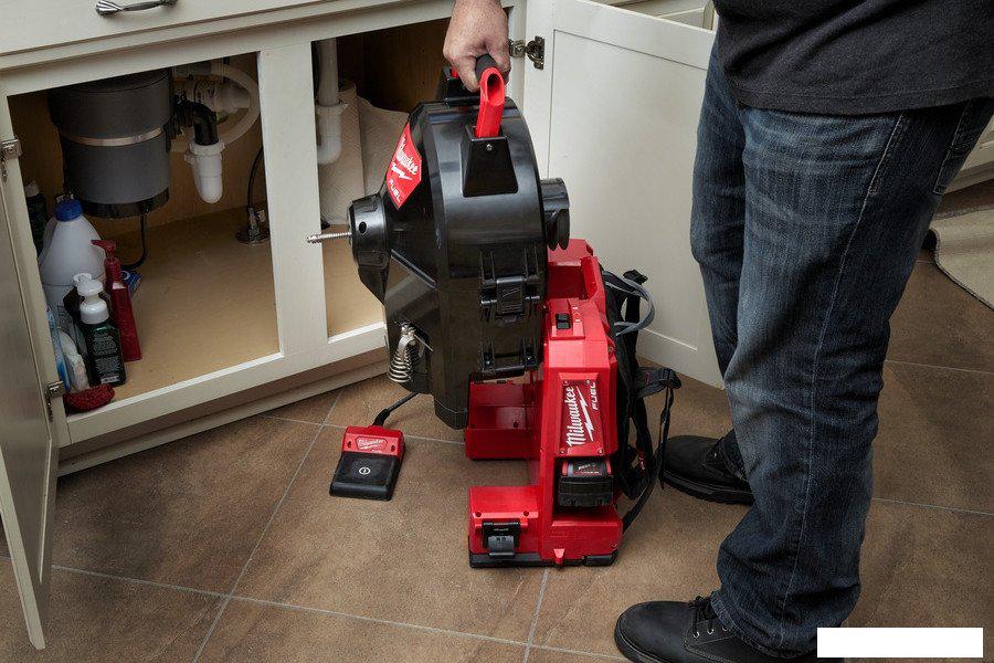 Прочистная машинка Milwaukee M18 FUEL M18FFSDC10-0 4933459707 (без АКБ)