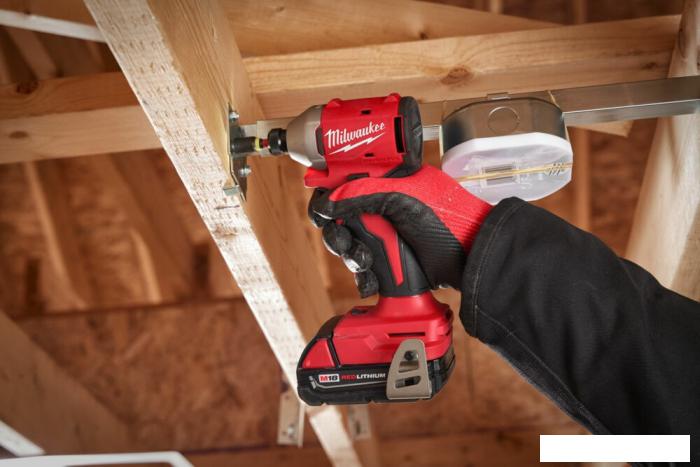 Винтоверт Milwaukee M18 M18BLIDR-0X 4933492842 (без АКБ, кейс)