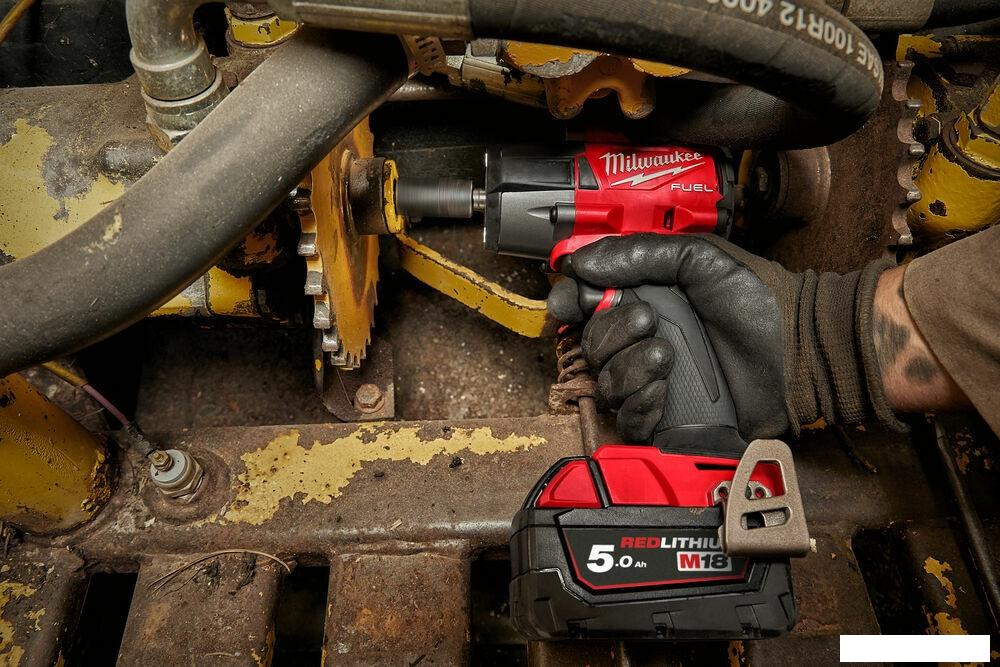 Гайковерт Milwaukee M18 FUEL M18FMTIW2F38-0X 4933479153 (без АКБ, кейс)