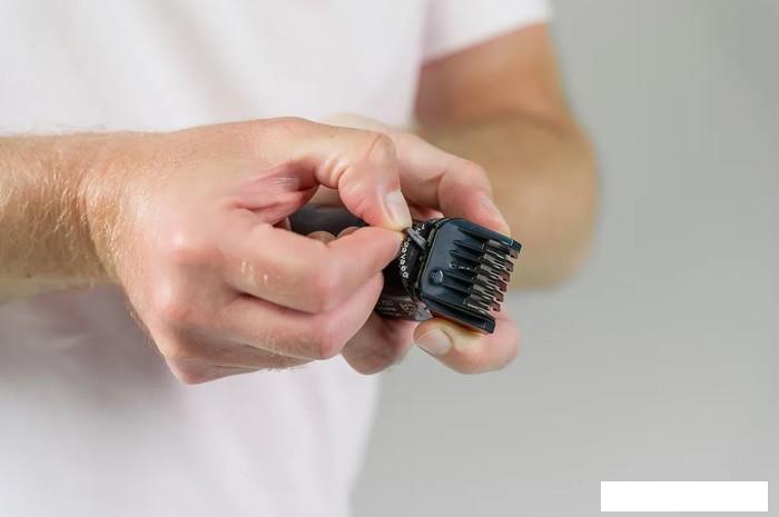 Триммер для бороды и усов Wahl 09893.0460 Extreme Grip