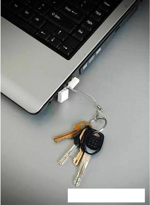USB Flash QUMO NanoDrive 32Gb White