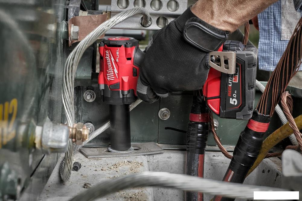 Гайковерт Milwaukee M18 FUEL M18FIW2F12-0 4933498058 (без АКБ)