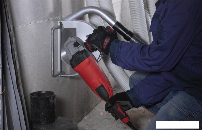 Угловая шлифмашина Milwaukee AGVK 24-230 4933451414