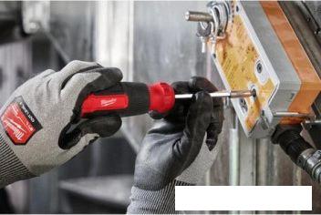 Отвертка Milwaukee 4932492810