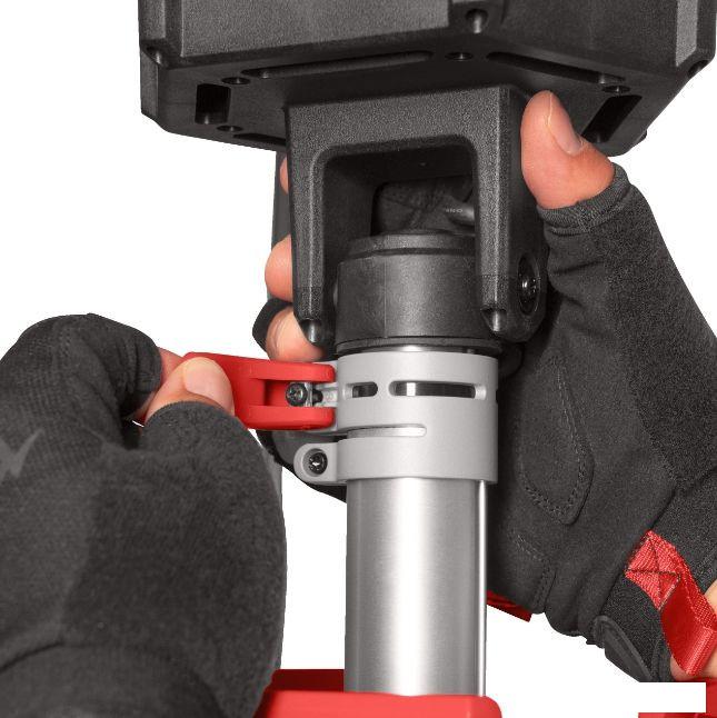 Фонарь Milwaukee M18 SAL2-0 4933492486 (без АКБ)