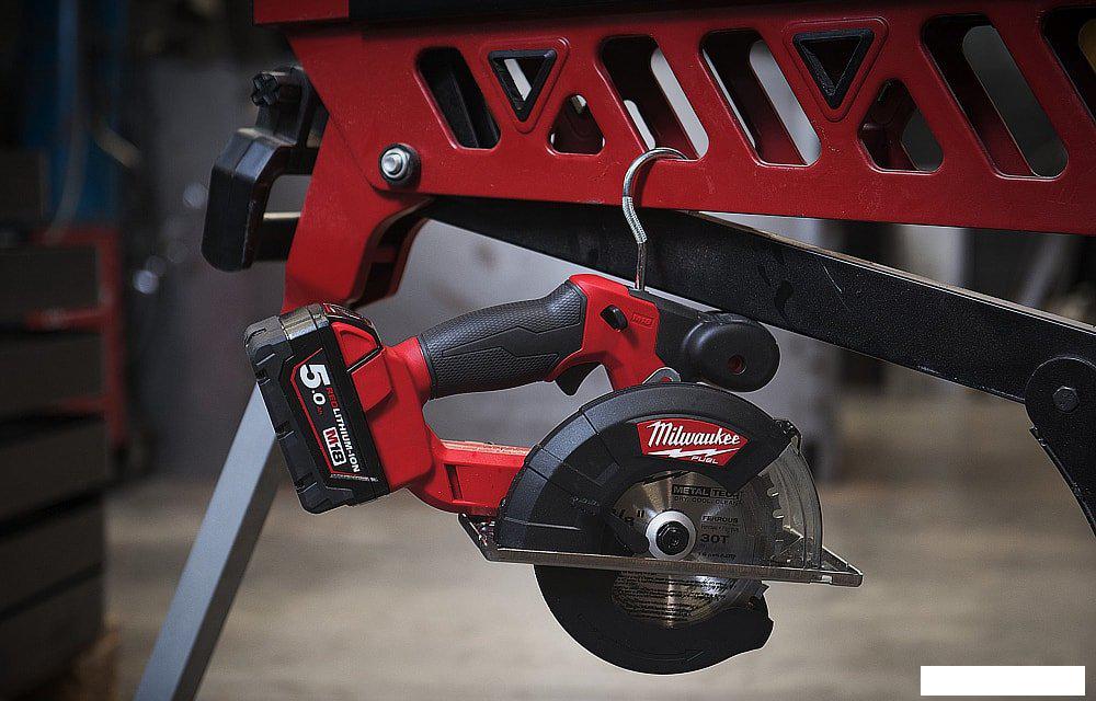 Дисковая (циркулярная) пила Milwaukee Fuel M18 FMCS-0X (без АКБ)