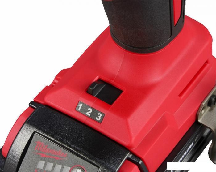 Винтоверт Milwaukee M18 M18BLIDR-0X 4933492842 (без АКБ, кейс)