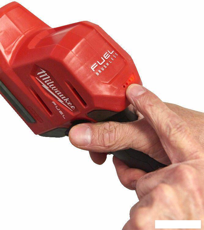 Кусторез Milwaukee M12 FUEL M12FHT20-0 4933479675 (без АКБ)