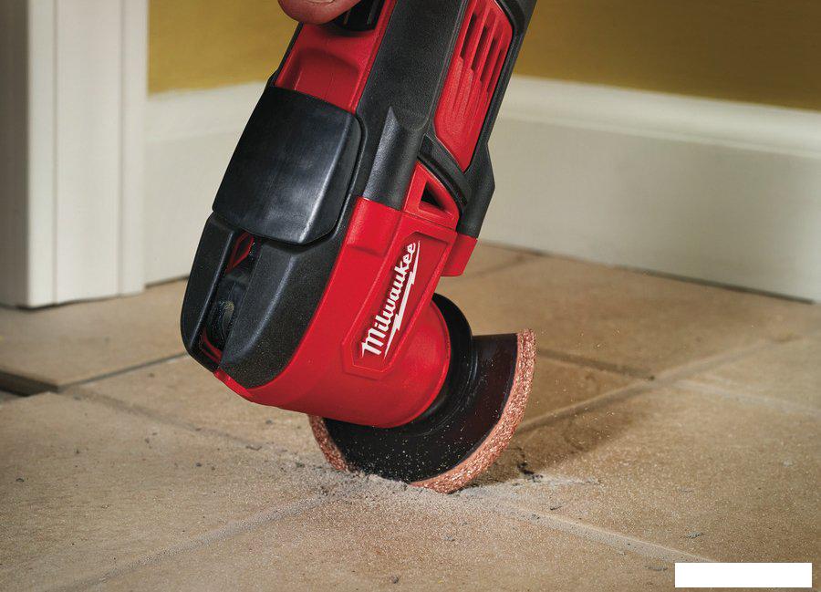 Реноватор Milwaukee M18 BMT-0 4933446203 (без АКБ)