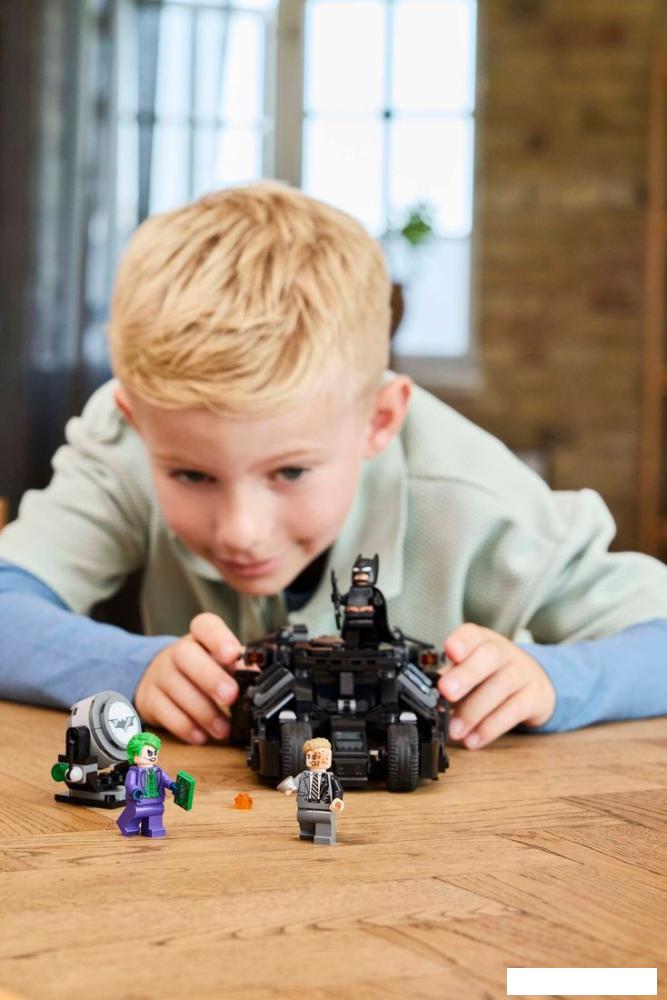 Конструктор LEGO Batman 76303 Бэтмен на Тумблере против Двуликого и Джокера