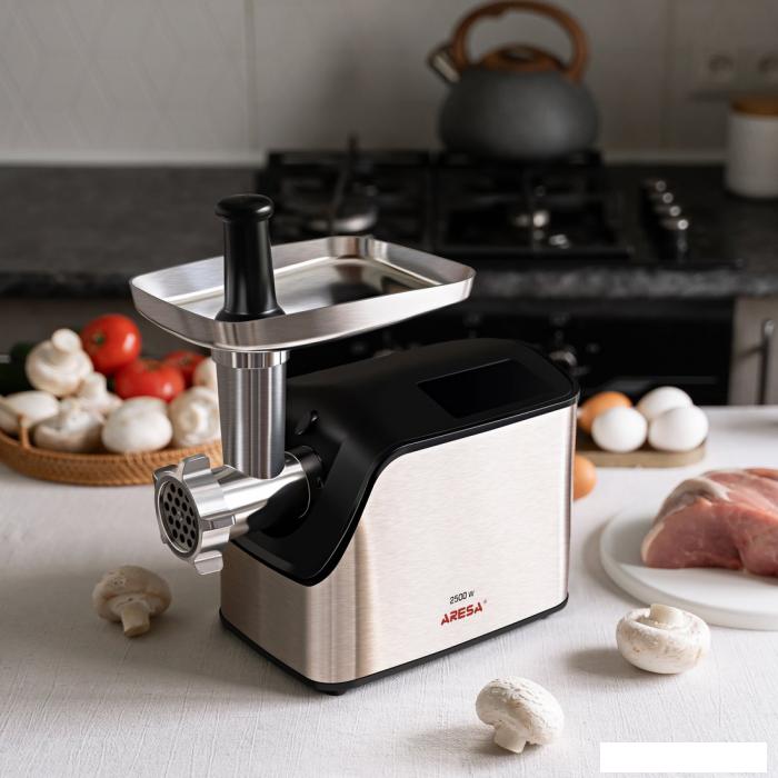 Мясорубка Aresa AR-2107