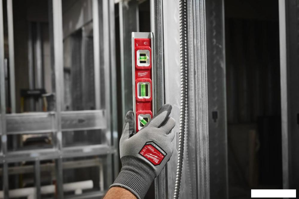 Уровень строительный Milwaukee 4932498716