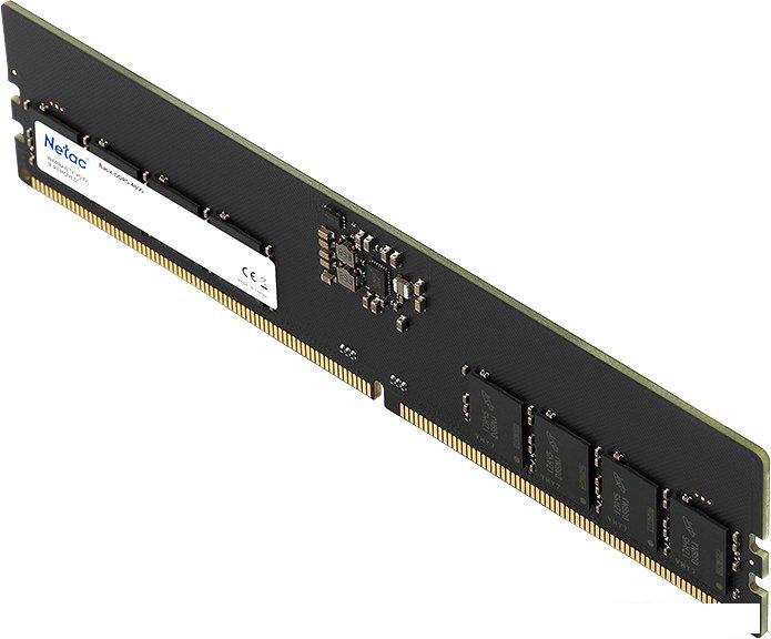 Оперативная память Netac Basic 16ГБ DDR5 5600 МГц NTBSD5P56SP-16